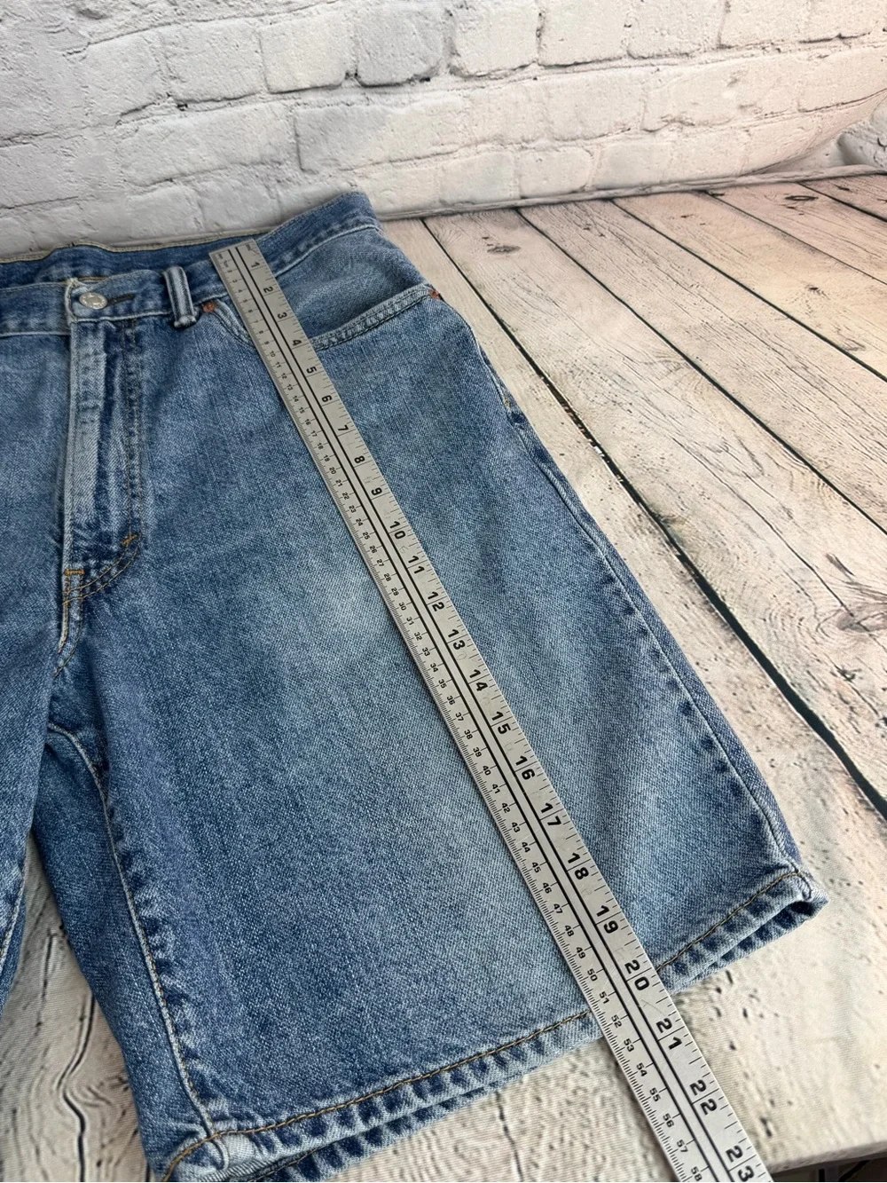 Levis description timeless